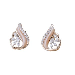 Peach Glow Floral Studs