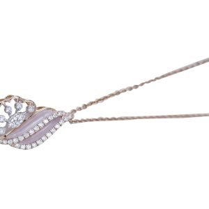 Sparkling Shell-Inspired Diamond Necklace