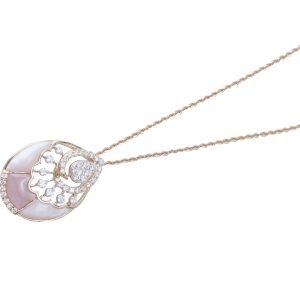 Rose Shell Diamond Necklace