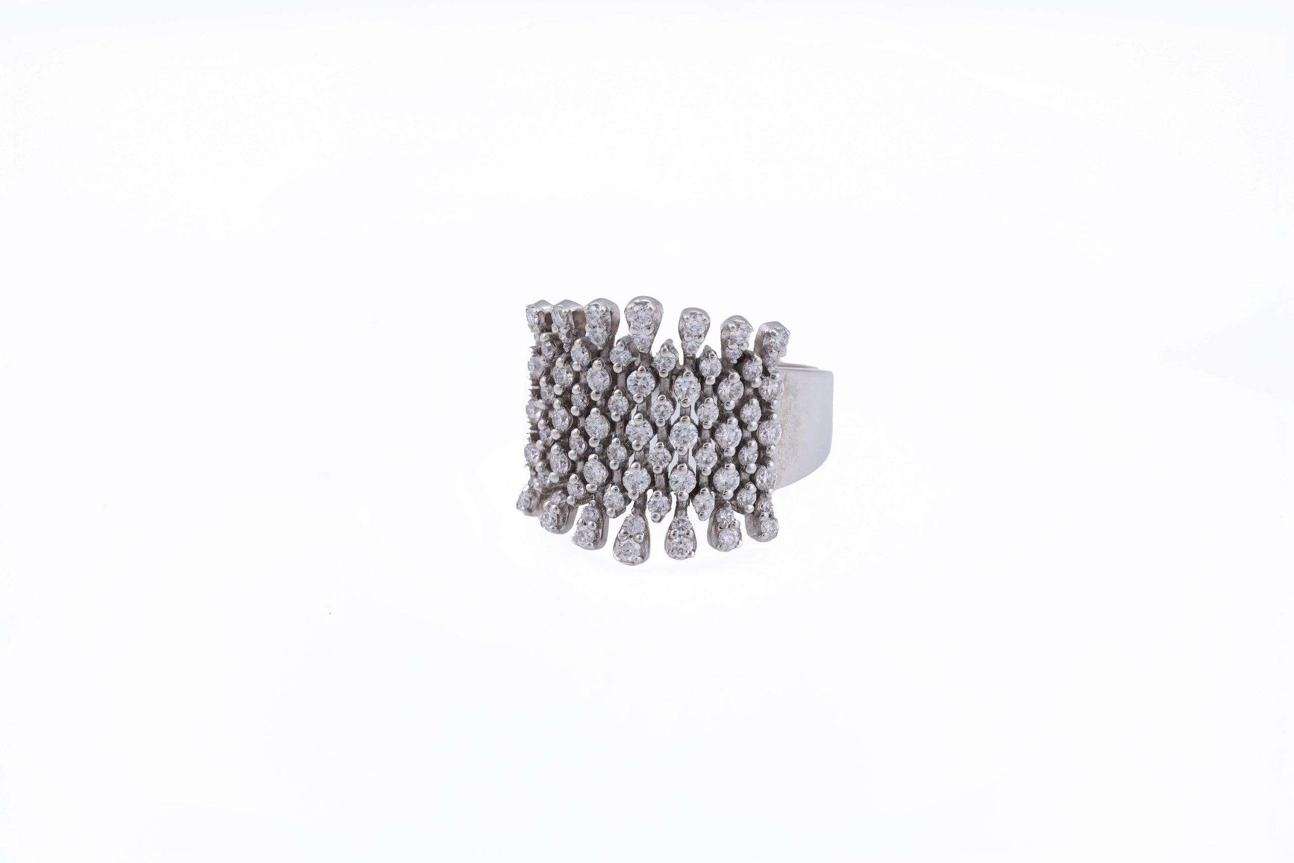 Diamond Matrix Ring