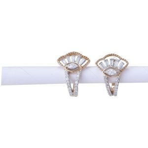 Eye-Inspired Diamond Earrings