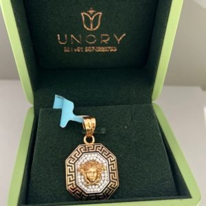 Versace  Elegance Medusa Pendant